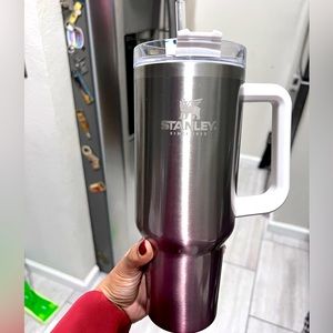 Stanley 40oz Dec22 target exclusive